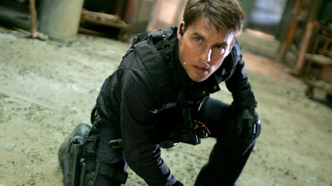 TOM CRUISE