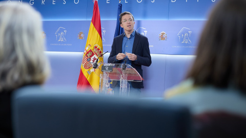 Sumar cree que existen evidencias suficientes para que ayuso y su pareja den explicaciones Sumar cree que existen evidencias suficientes para que ayuso y su pareja den explicaciones