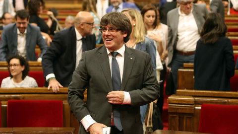 Imagen de archivo de Carles Puigdemont en el Parlament. EFE Imagen de archivo de Carles Puigdemont en el Parlament. EFE