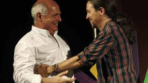 El cabeza de lista de Catalunya Sí que es Pot, Lluís Rabell y el secretario general de Podemos, Pablo Iglesias.- Quique García (EFE) El cabeza de lista de Catalunya Sí que es Pot, Lluís Rabell y el secretario general de Podemos, Pablo Iglesias.- Quique García (EFE)