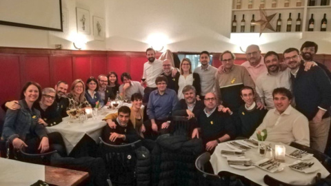 Els diputats de JuntsXCat que s’han desplaçat fins a Alemanya en una trobada amb el president Carles Puigdemont després que hagi sortit en llibertat