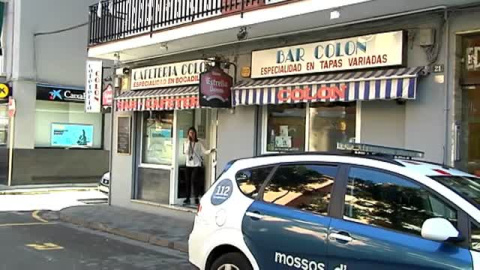 Mata a su mujer delante de sus hijos Mata a su mujer delante de sus hijos