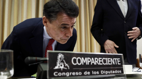 El expresidente de la Comunidad de Madrid Ignacio González, a su llegada para comparecer ante la Comisión de Investigación relativa a la presunta financiación ilegal del PP en el Congreso de los Diputados. EFE/Mariscal El expresidente de la Comunidad de Madrid Ignacio González, a su llegada para comparecer ante la Comisión de Investigación relativa a la presunta financiación ilegal del PP en el Congreso de los Diputados. EFE/Mariscal