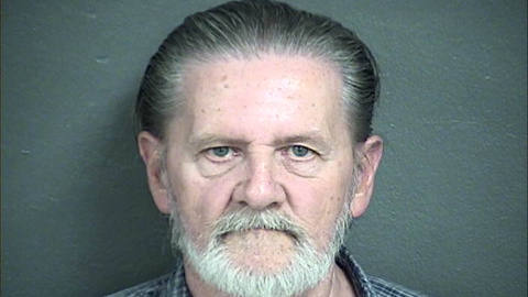 El estadounidense de 70 años,Lawrence John Ripple, acusado por asaltar un banco, en el Centro de Detención del condado de Wyandotte en Kansas. REUTERS El estadounidense de 70 años,Lawrence John Ripple, acusado por asaltar un banco, en el Centro de Detención del condado de Wyandotte en Kansas. REUTERS