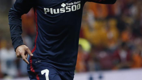 Antoine Griezmann celebra uno de sus goles contra el Galatasaray. /EFE Antoine Griezmann celebra uno de sus goles contra el Galatasaray. /EFE