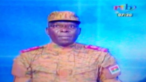 Declaración golpista en la televisión de Burkina Faso. Declaración golpista en la televisión de Burkina Faso.