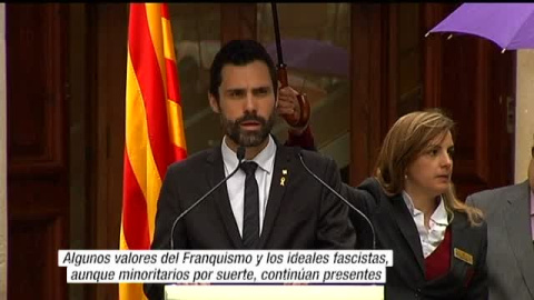 El Parlament se querellará contra Llarena por prevaricación El Parlament se querellará contra Llarena por prevaricación