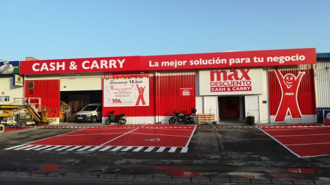 Una tienda de Cash&Carry, del grupo de supermercados Dia. E.P. Una tienda de Cash&Carry, del grupo de supermercados Dia. E.P.