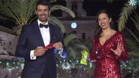 Captura de pantalla de la retransmisión de las campanadas en Canal Sur Captura de pantalla de la retransmisión de las campanadas en Canal Sur