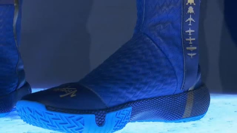 Virgin presenta su nueva lÃnea de trajes espaciales Virgin presenta su nueva lÃnea de trajes espaciales