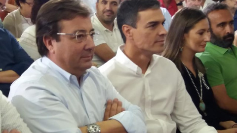 Guillermo Fernández Vara y Pedro Sánchez. EUROPA PRESS Guillermo Fernández Vara y Pedro Sánchez. EUROPA PRESS