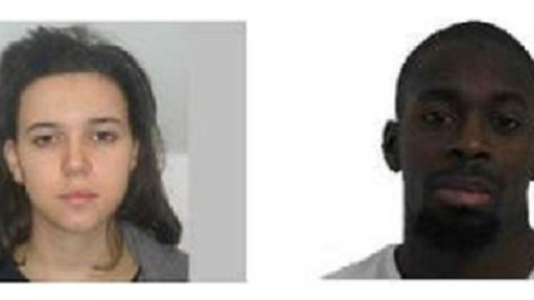 Imagen difundida por la Policía de los autores del tiroteo en el que ayer murió una policía municipal en el sur de París. El varón sería el secuestrador del supermercado. Imagen difundida por la Policía de los autores del tiroteo en el que ayer murió una policía municipal en el sur de París. El varón sería el secuestrador del supermercado.