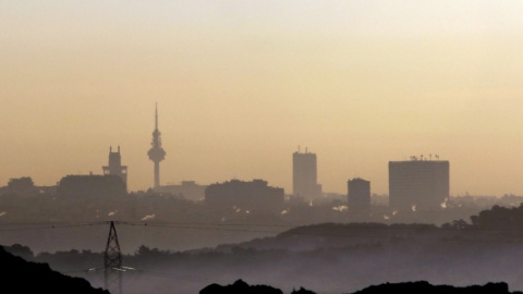 Fotografía de archivo de la contaminación en Madrid. /EFE Fotografía de archivo de la contaminación en Madrid. /EFE