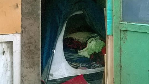 Tienda de campaña en Bucarest. Tienda de campaña en Bucarest.