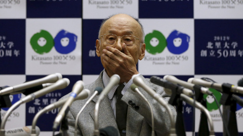 El japonés Satoshi Omura, uno de los ganadores del Premio Nobel de Medicina 2015 en una conferencia en Tokio hoy, 5 de octubre de 2015 . REUTERS / Issei Kato