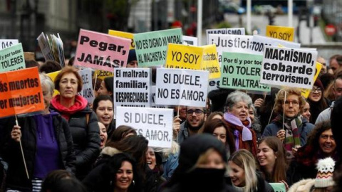 Manifestación contra la violencia de género / EFE Manifestación contra la violencia de género / EFE