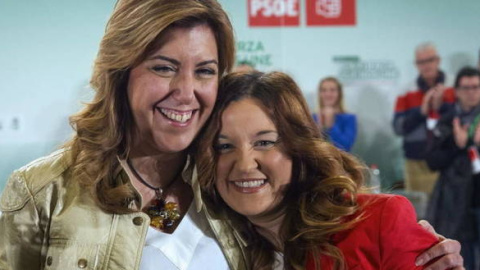 Susana Díaz abraza a la diputada autonómica Verónica Pérez.- EFE Susana Díaz abraza a la diputada autonómica Verónica Pérez.- EFE