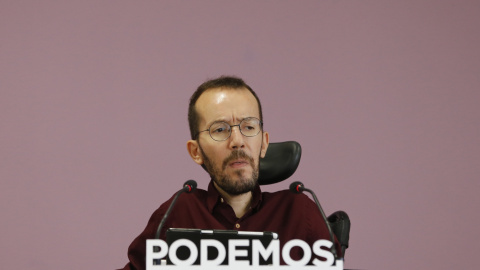 El secretario de Organización de Podemos, Pablo Echenique, durante la rueda de prensa que ha ofrecido tras la reunión del Consejo de Coordinación de su partido. EFE/Ballesteros El secretario de Organización de Podemos, Pablo Echenique, durante la rueda de prensa que ha ofrecido tras la reunión del Consejo de Coordinación de su partido. EFE/Ballesteros