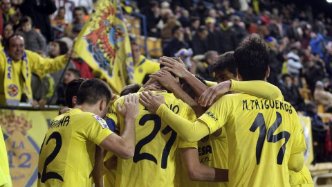 Los jugadores del Villarreal celebran el gol de Bruno. /EFE Los jugadores del Villarreal celebran el gol de Bruno. /EFE
