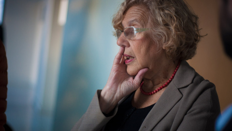 La alcaldesa de Madrid, Manuela Carmena, durante la entrevista de este jueves, 7 de octubre, en el Ayuntamiento de la capital. CHRISTIAN GONZÁLEZ La alcaldesa de Madrid, Manuela Carmena, durante la entrevista de este jueves, 7 de octubre, en el Ayuntamiento de la capital. CHRISTIAN GONZÁLEZ