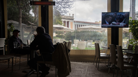 Bar en la plaza del Museo Arqueológico. Bar en la plaza del Museo Arqueológico.