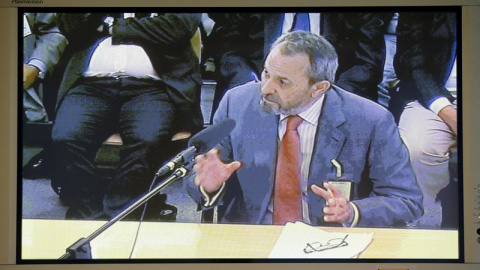 El ex consejero Delegado de ICM Cándido Cerón Escudero, uno de los acusados en el juicio por las polémicas tarjetas "opacas" de Caja Madrid, en una imagen del monitor de la sala de prensa de la Audiencia Nacional en San Fernando de Henares, El ex consejero Delegado de ICM Cándido Cerón Escudero, uno de los acusados en el juicio por las polémicas tarjetas "opacas" de Caja Madrid, en una imagen del monitor de la sala de prensa de la Audiencia Nacional en San Fernando de Henares,
