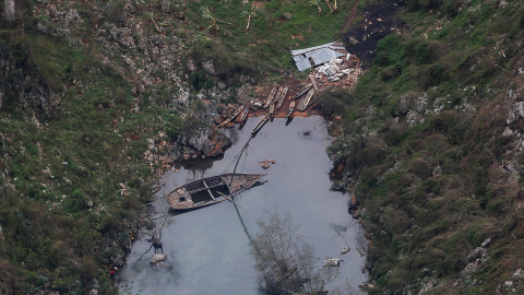 Casas y barcos destruidos por el huracán Matthew junto al pueblo de Corail en Haiti. REUTERS/Carlos Garcia Rawlins
