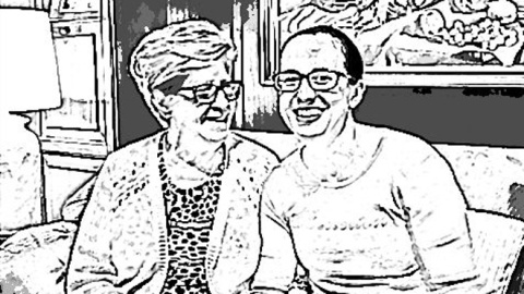 Norma y Leonor, en el salón de su casa, donde vive sola desde que falleció su marido hace ocho años. / HENRIQUE MARIÑO Norma y Leonor, en el salón de su casa, donde vive sola desde que falleció su marido hace ocho años. / HENRIQUE MARIÑO