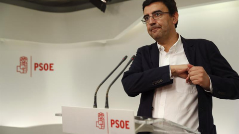 Mario Jiménez, este lunes en la sede del PSOE. EFE/Chema Moya Mario Jiménez, este lunes en la sede del PSOE. EFE/Chema Moya