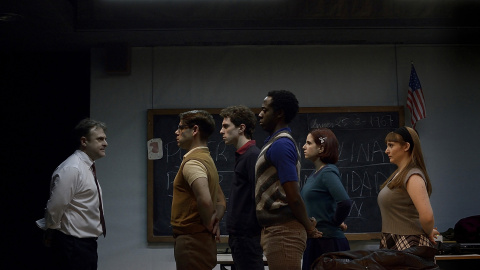 Una escena de la obra 'La ola'. Una escena de la obra 'La ola'.