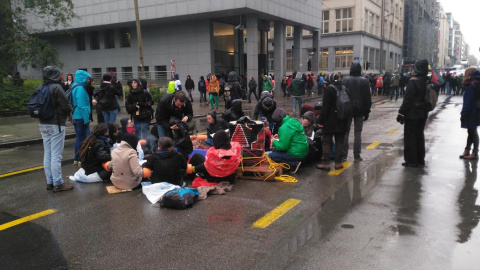 Uno de los bloqueos en la Rue Beliard, junto al Europarlamento. - ALM