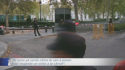 Fotograma del vídeo que captó la conversación entre policías sobre Junqueras. Fotograma del vídeo que captó la conversación entre policías sobre Junqueras.