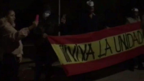 Captura del vídeo que el grupo ultra retransmitió en directo Captura del vídeo que el grupo ultra retransmitió en directo