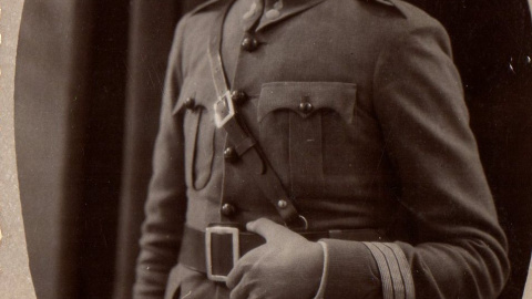 Vicente Cervera Grau, capitán de la Batería de Costa de San Felipe en Mahón (Menorca, fue fusilado el 9 de julio de 1942 Vicente Cervera Grau, capitán de la Batería de Costa de San Felipe en Mahón (Menorca, fue fusilado el 9 de julio de 1942