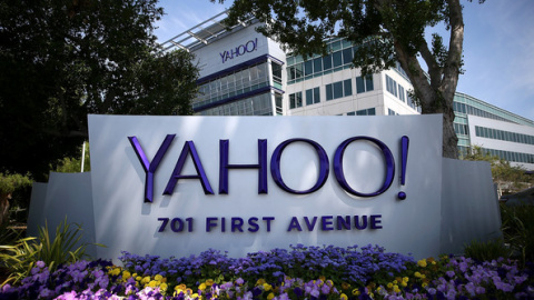 Yahoo anuncia la mayor caída trimestral en sus ventas en 4 años. Yahoo anuncia la mayor caída trimestral en sus ventas en 4 años.
