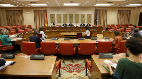 El presidente del FROB, Jaime Ponce, durante su comparecencia ante la Comisión de Economía del Congreso. EFE/Zipi El presidente del FROB, Jaime Ponce, durante su comparecencia ante la Comisión de Economía del Congreso. EFE/Zipi