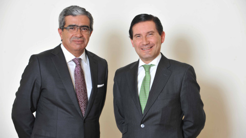 Los codirectores generales de Novo Banco en España, José Pinto Ribeiro y José Luis Santos. Los codirectores generales de Novo Banco en España, José Pinto Ribeiro y José Luis Santos.