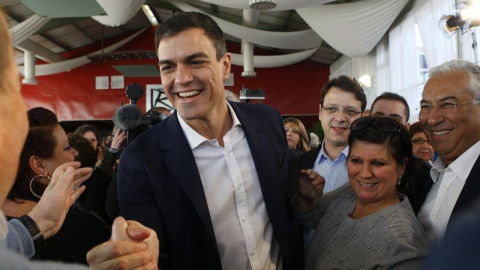 Pedro Sánchez, a su llegada al acto de este sábado en Badajoz. EFE/Oto Pedro Sánchez, a su llegada al acto de este sábado en Badajoz. EFE/Oto