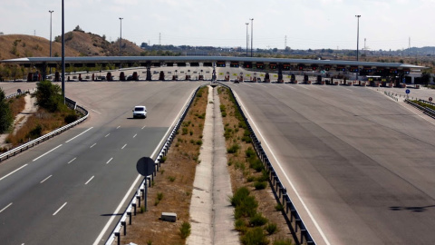 Una de las autopistas radiales de Madrid.- REUTERS Una de las autopistas radiales de Madrid.- REUTERS