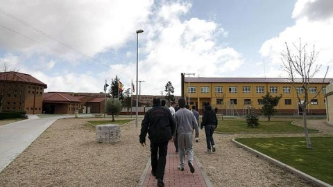 Centro de menores Zambrana. EFE/R. Suárez Centro de menores Zambrana. EFE/R. Suárez