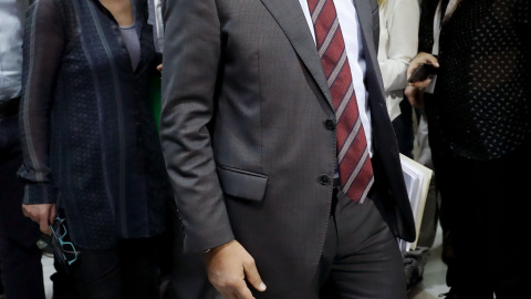 El portavoz del PDECat en el Congreso, Francesc Homs, a su llegada a la Comisión del Estatuto del Diputado de la Cámara Baja. EFE/Chema Moya