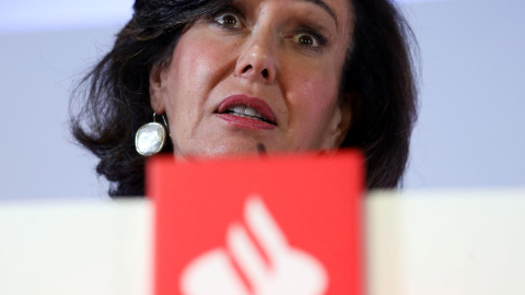 La presidenta del Banco Santander, Ana Botín, durante la presentación de los resultados de la entidad correspondientes al 2019. REUTERS/Susana Vera