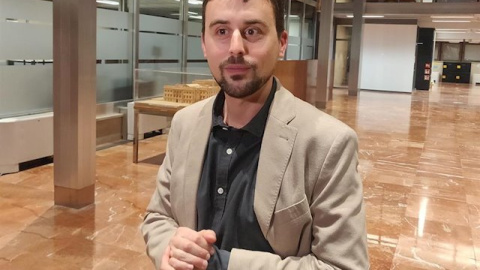 El concejal de Derechos de la Ciudadanía del Ayuntamiento de Barcelona, Marc Serra, ha sido el encargado de denunciar esta situación. / Europa press El concejal de Derechos de la Ciudadanía del Ayuntamiento de Barcelona, Marc Serra, ha sido el encargado de denunciar esta situación. / Europa press
