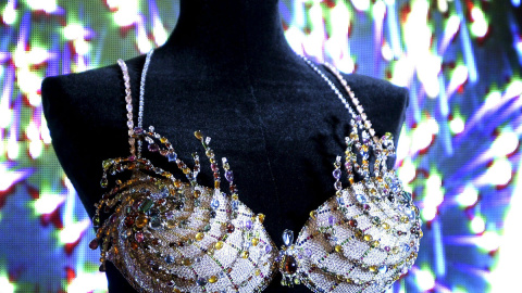 El sujetador de 2 millones de dólares de Victoria's Secret. /REUTERS