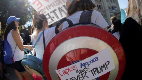 Durante las protestas de este jueves contra el presidente electo de EEUU, Donald Trump / EFE Durante las protestas de este jueves contra el presidente electo de EEUU, Donald Trump / EFE