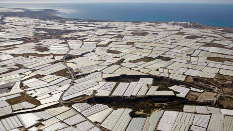 Vista aérea de los invernaderos de El Ejido. / EFE Vista aérea de los invernaderos de El Ejido. / EFE