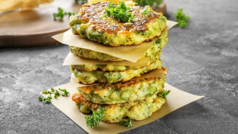 Tortitas de brócoli. Tortitas de brócoli.