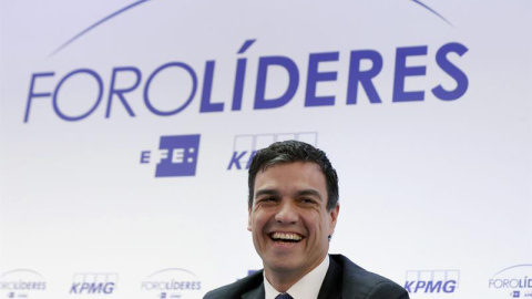 El secretario general del PSOE, Pedro Sánchez, durante su intervención hoy en el encuentro informativo Foro Líderes, organizado por la Agencia EFE y KPMG. / JUAN CARLOS HIDALGO (EFE) El secretario general del PSOE, Pedro Sánchez, durante su intervención hoy en el encuentro informativo Foro Líderes, organizado por la Agencia EFE y KPMG. / JUAN CARLOS HIDALGO (EFE)