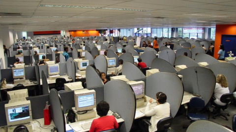 Trabajadores de un Contact Center.- ARCHIVO Trabajadores de un Contact Center.- ARCHIVO