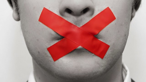 El neomachismo niega la existencia de la desigualdad y afirma que laa mayoría de denuncias por violencia machista son falsas. El neomachismo niega la existencia de la desigualdad y afirma que laa mayoría de denuncias por violencia machista son falsas.